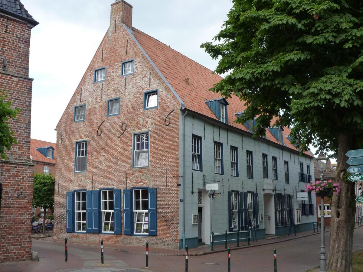 Hohes Haus Greetsiel Exterior foto