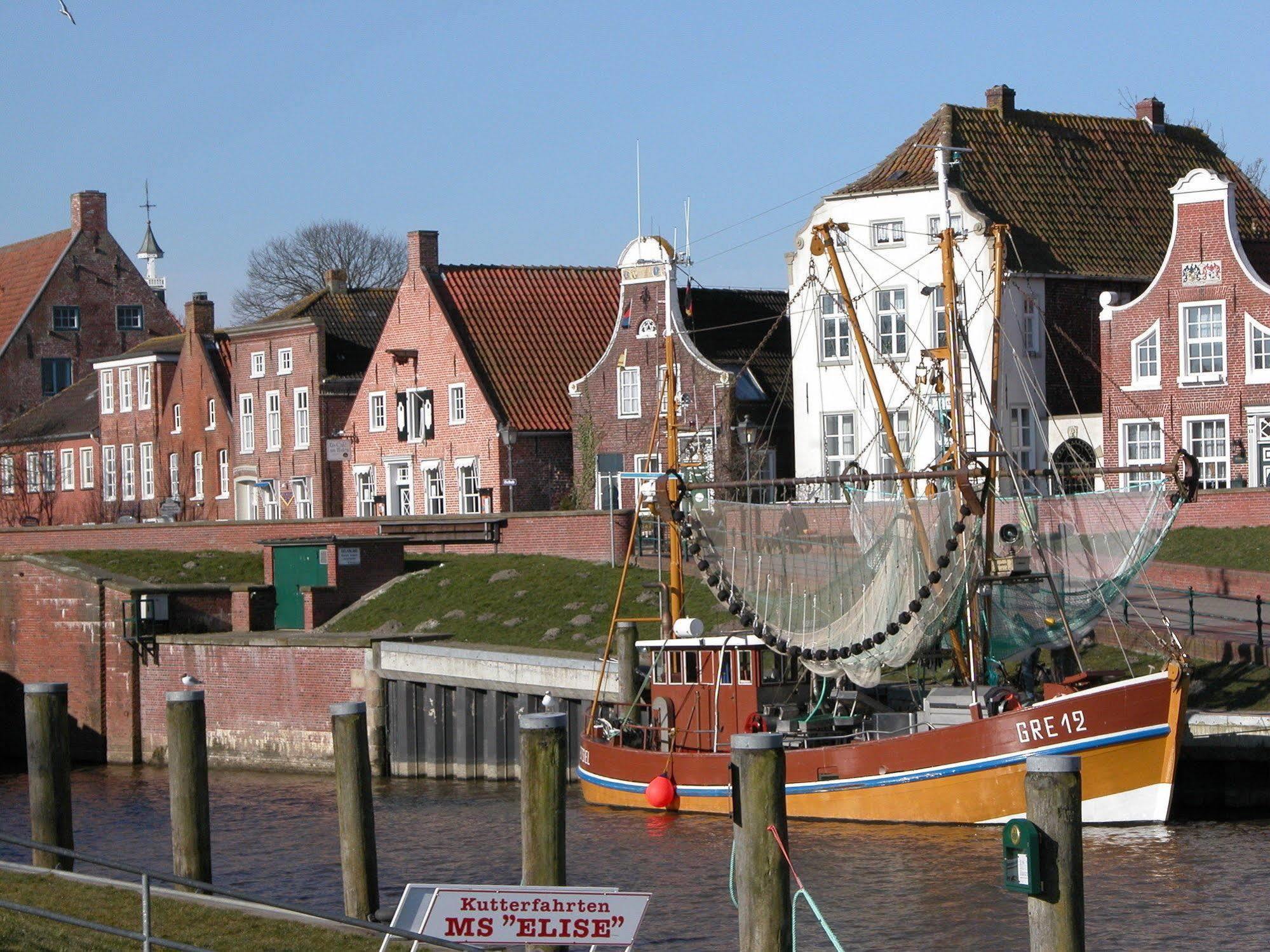 Hohes Haus Greetsiel Exterior foto